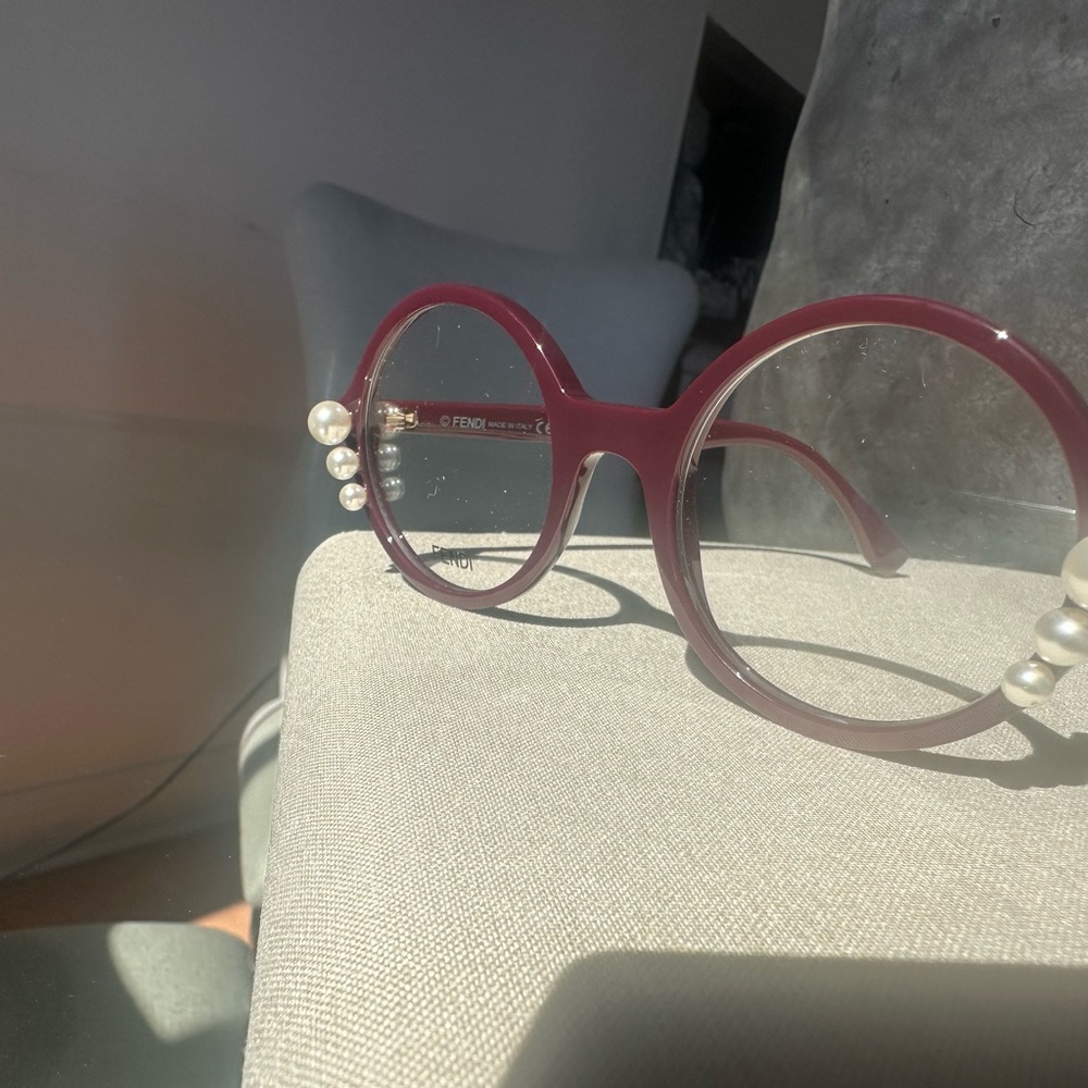 Fendi Round Burgundy Frames with Pearl Temple Accents never worn.. - Picture 6 of 16